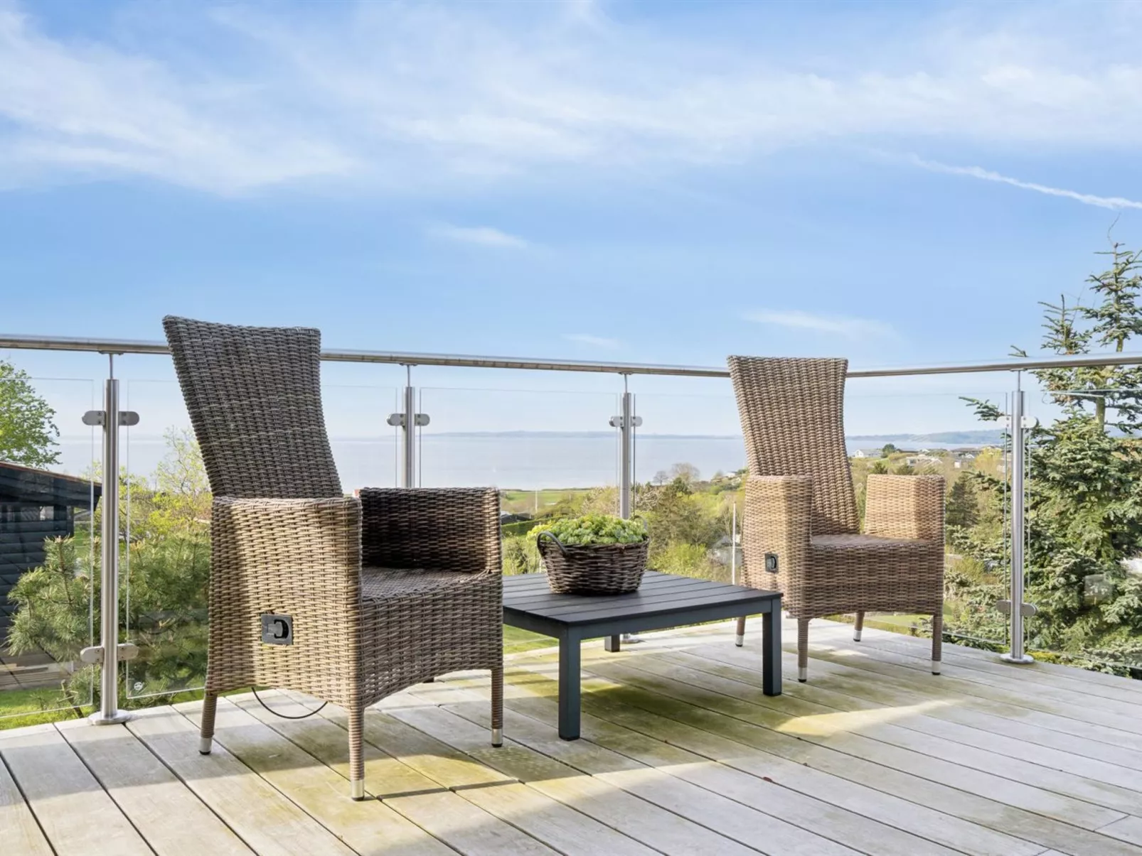 "Iarund" - 600m from the sea-Outside