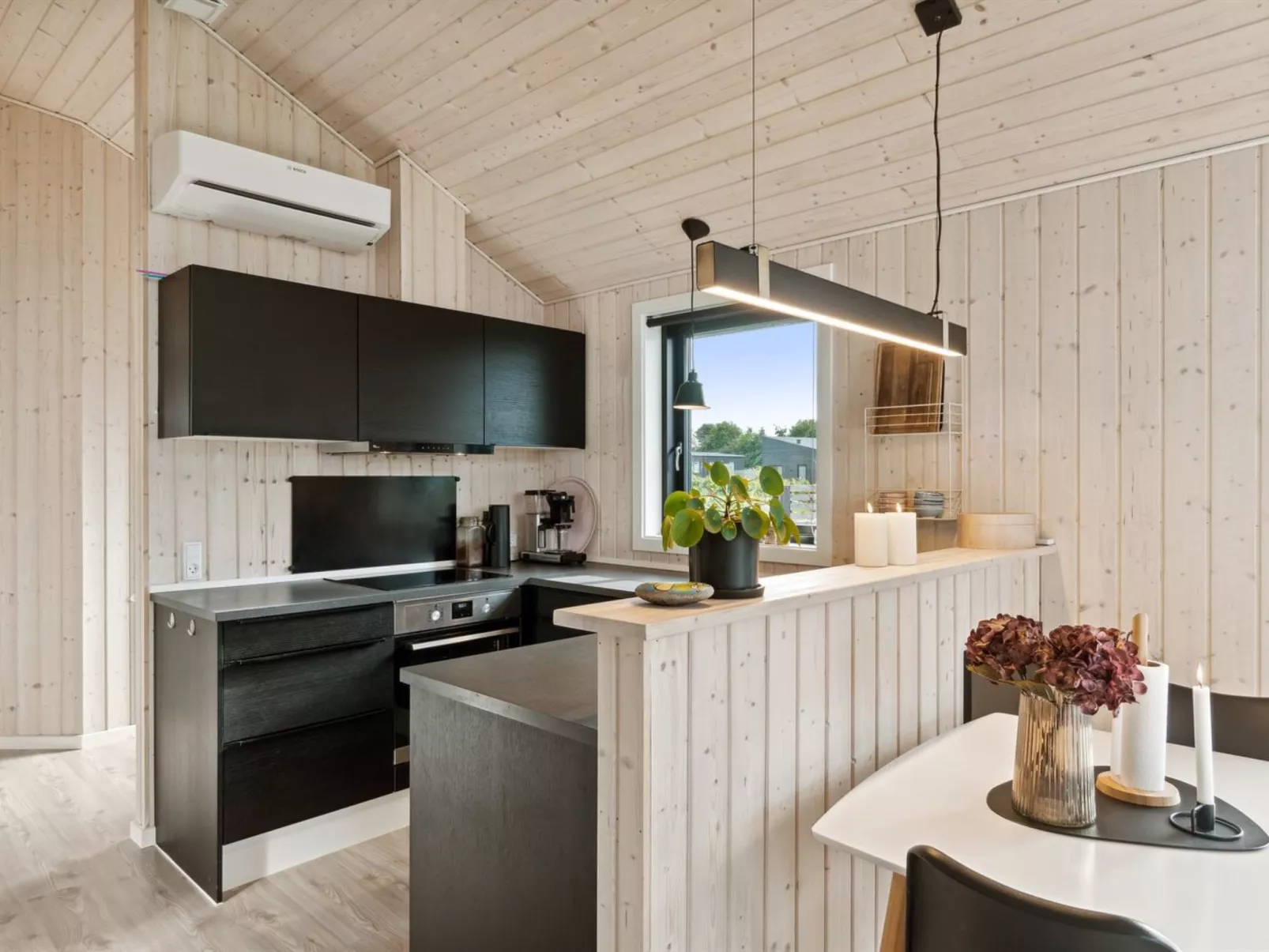 "Brothir" - 500m from the sea-Inside