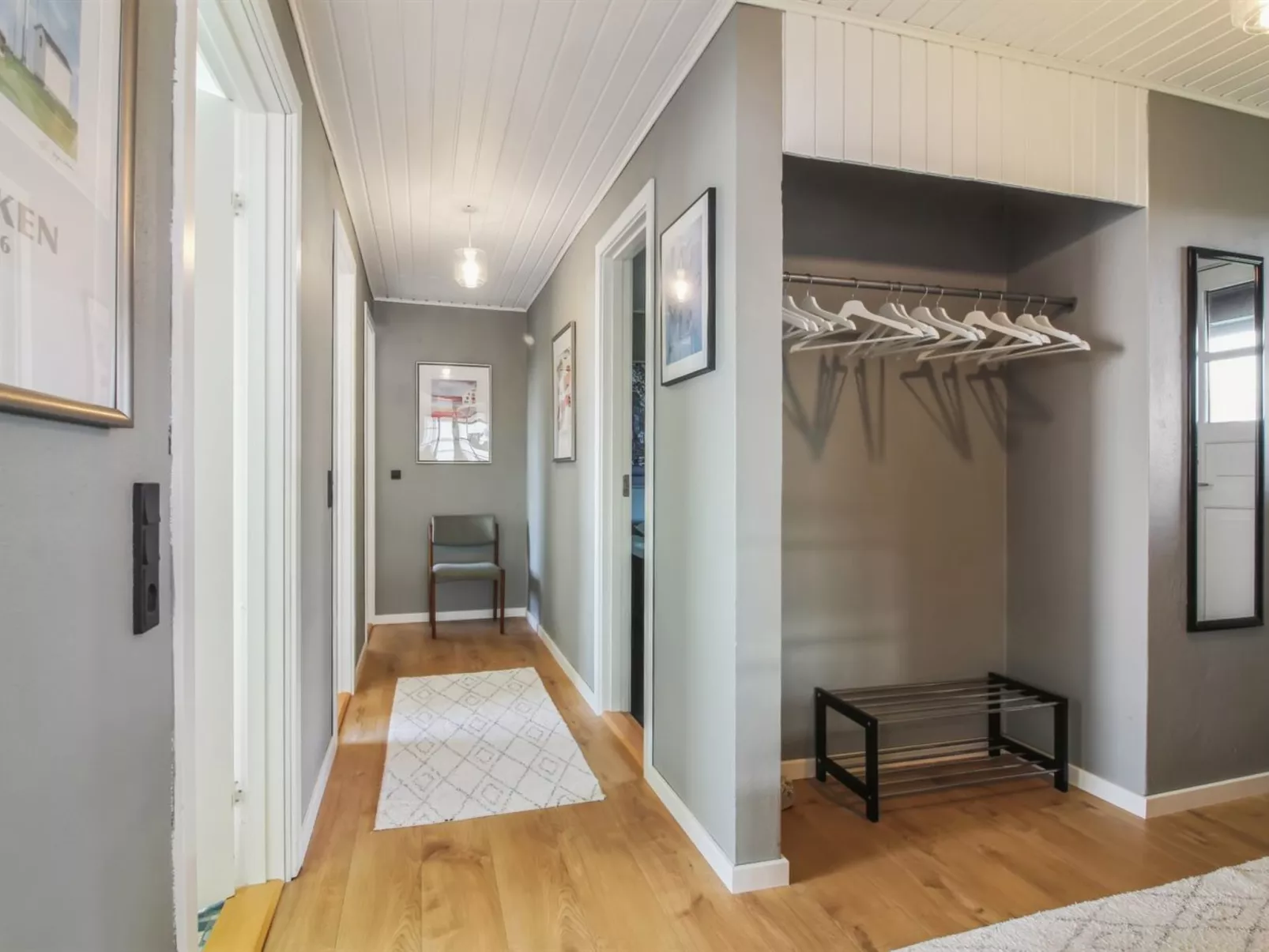 "Skyler" - 400m from the sea-Dedans