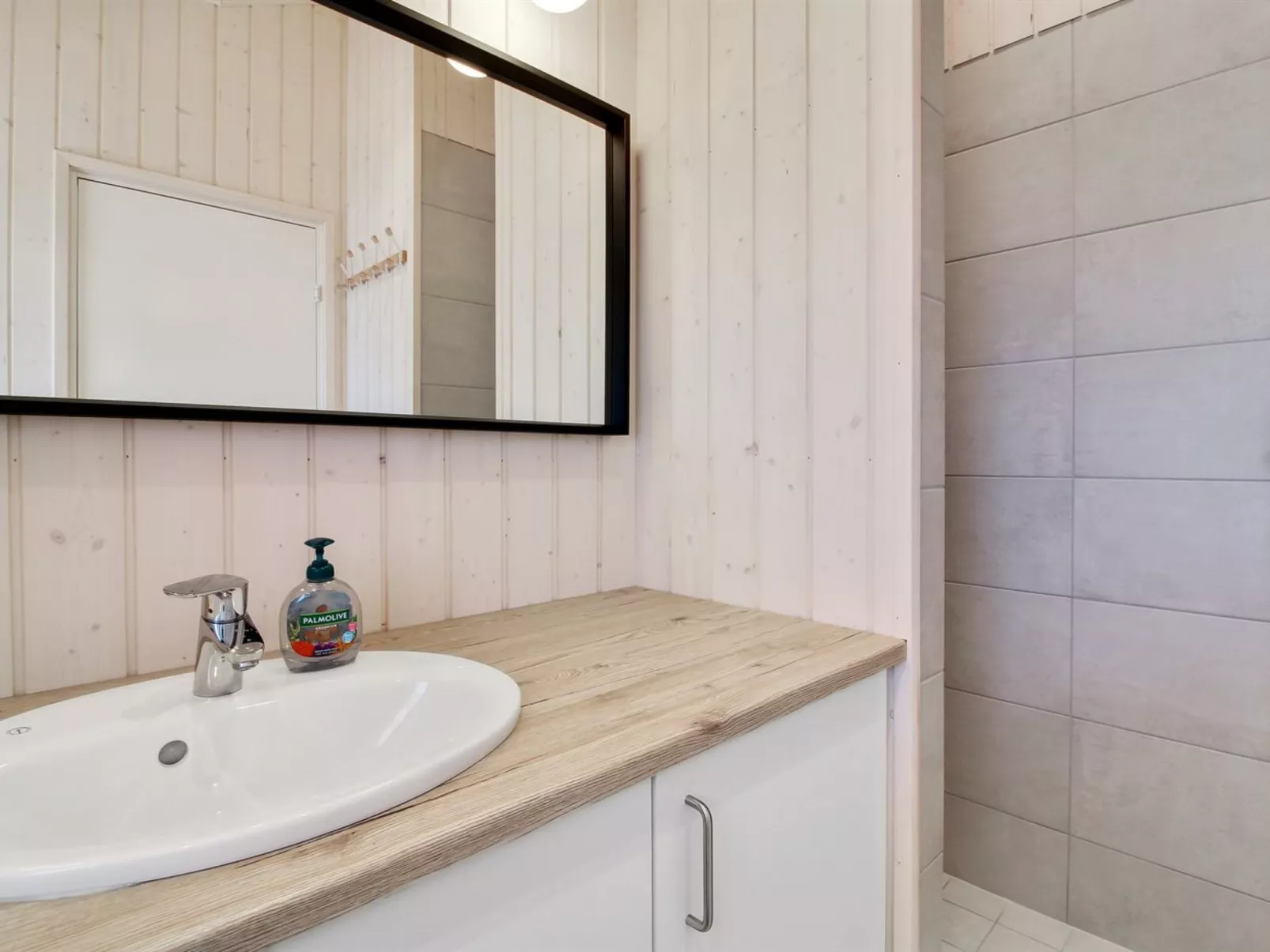 "Auno" - 140m from the sea-Drinnen