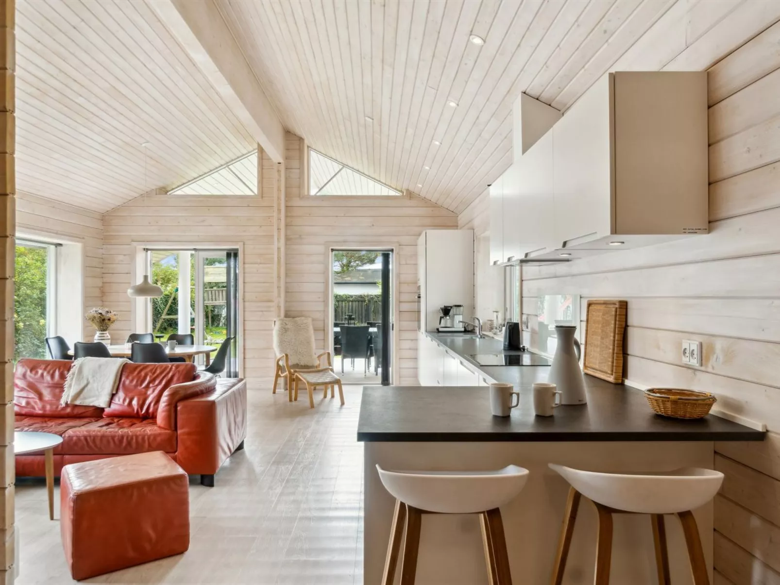 "Keijo" - 150m from the sea-Inside