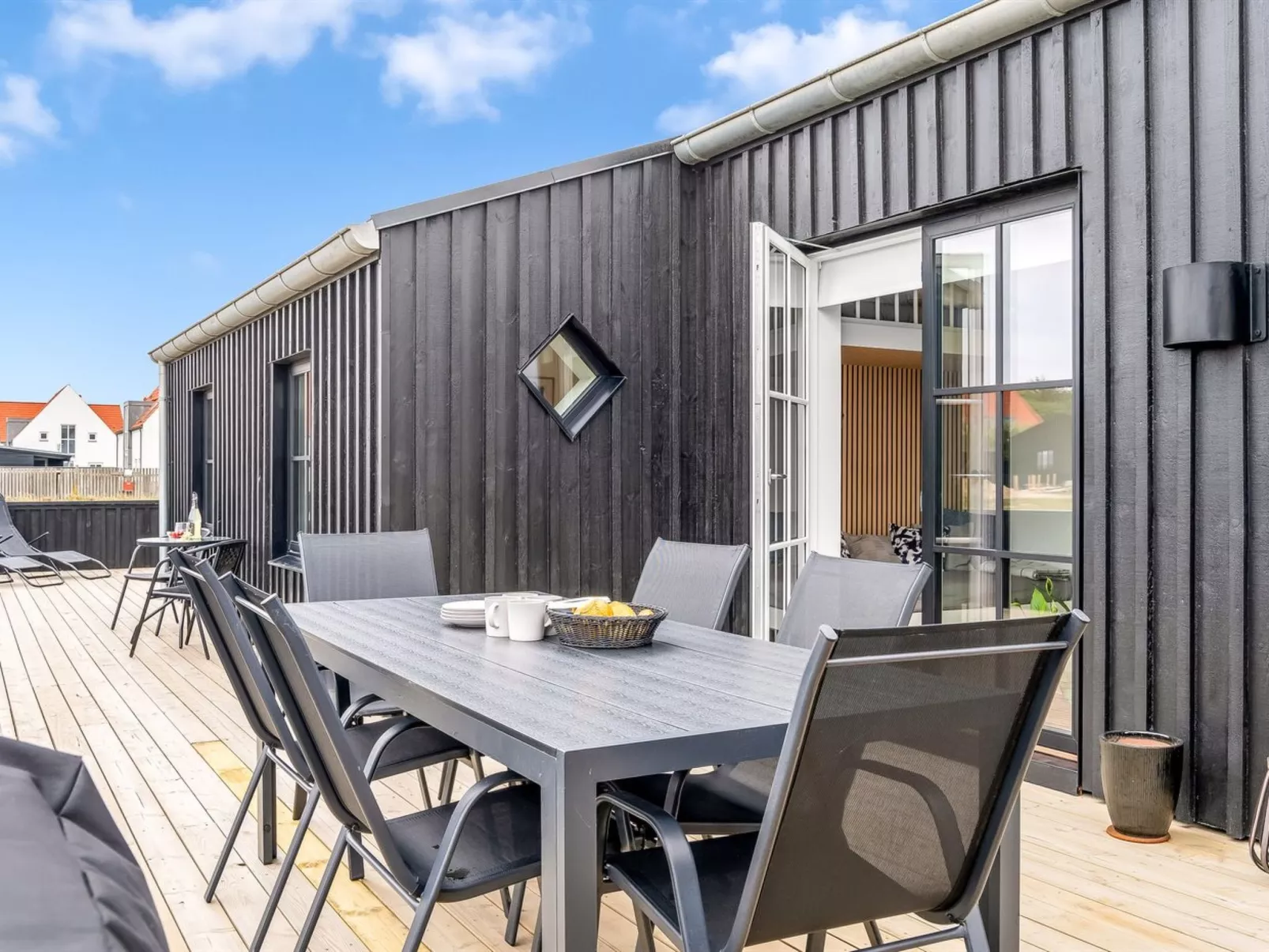 "Malomir" - 500m from the sea-Outside