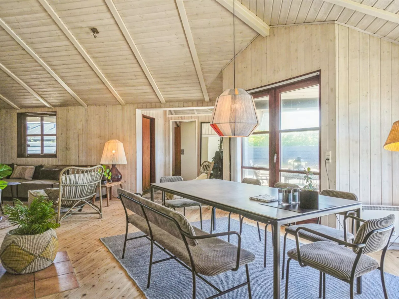 "Fridgerd" - 250m from the sea-Inside