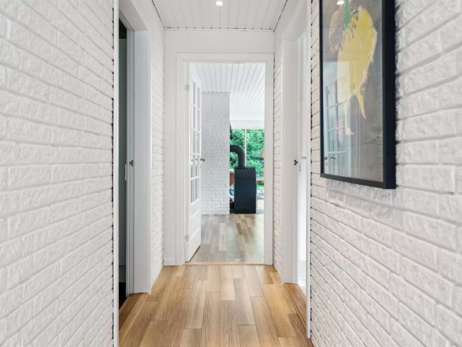 "Ingebrit" - 7km from the sea-Drinnen