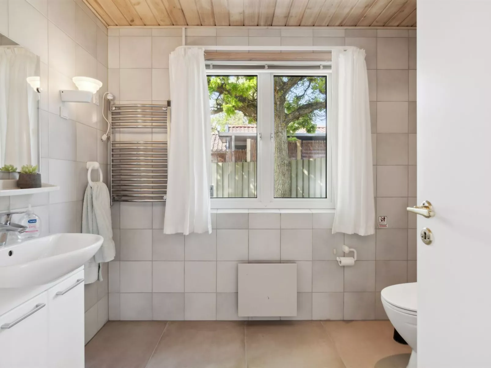 "Gjoko" - 40m from the sea-Inside