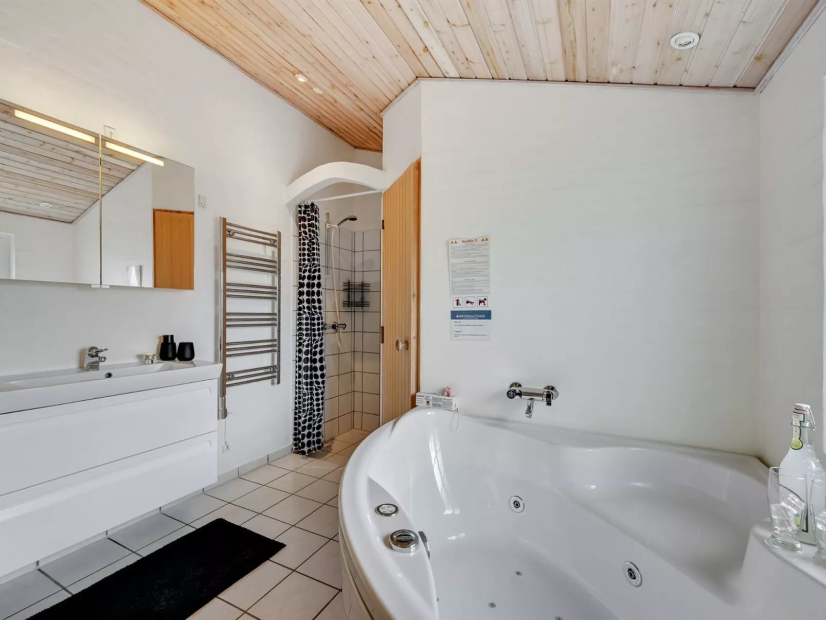 "Osmo" - 900m from the sea-Inside