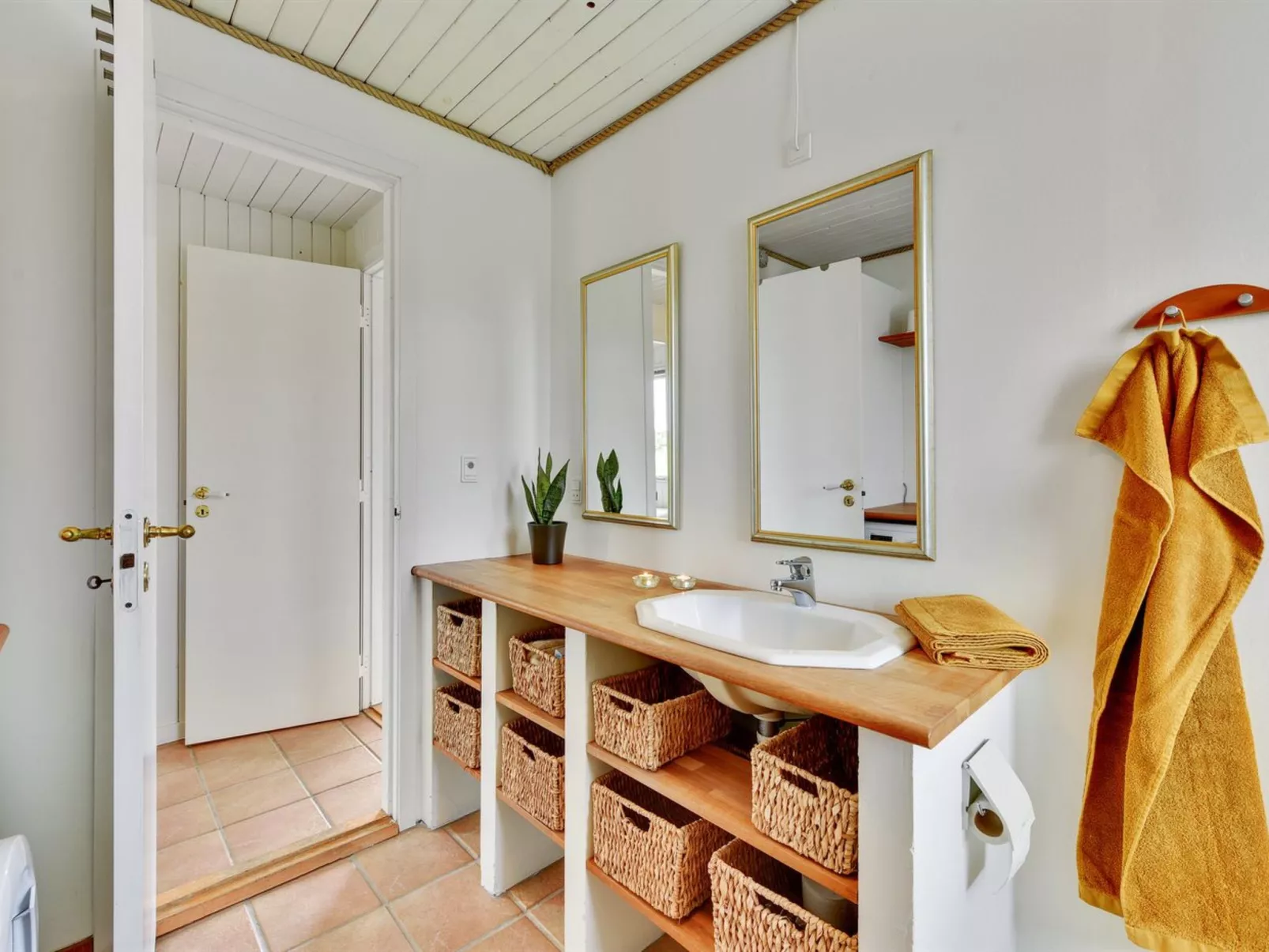 "Marika" - 500m from the sea-Drinnen