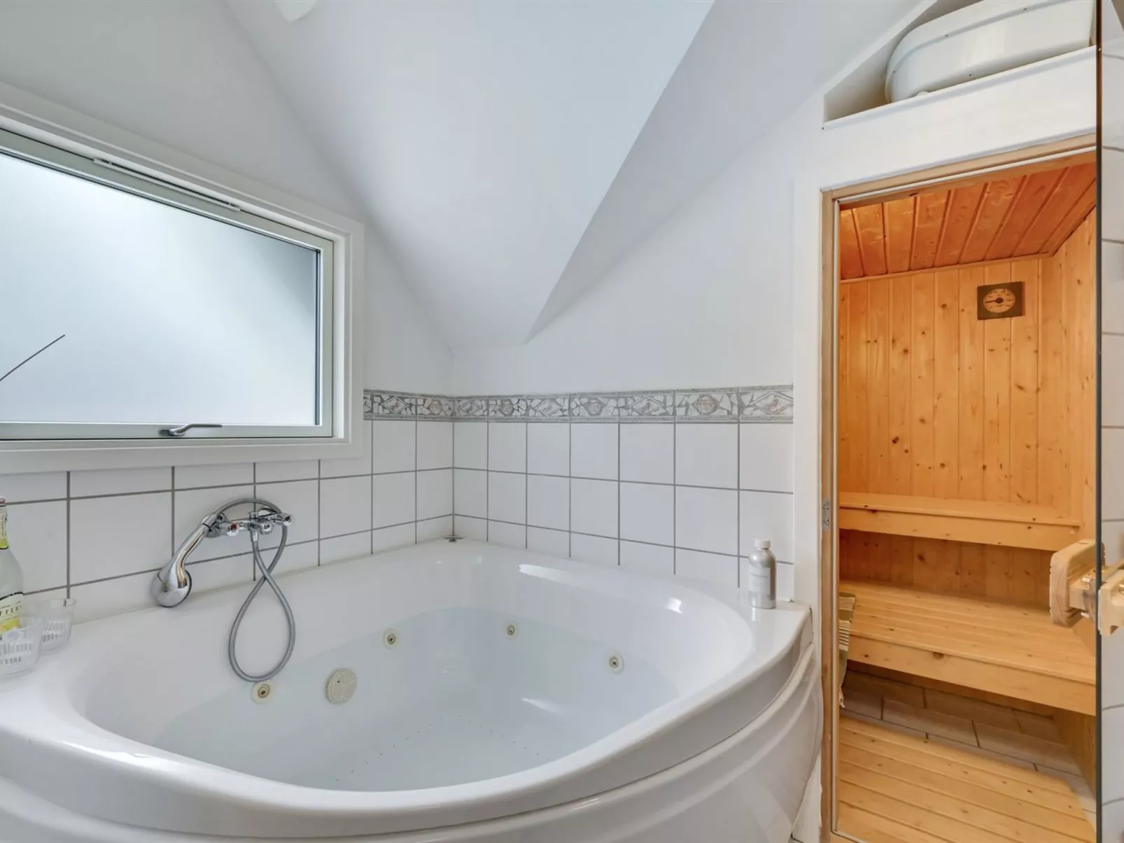 "Sidse" - 400m from the sea-Inside