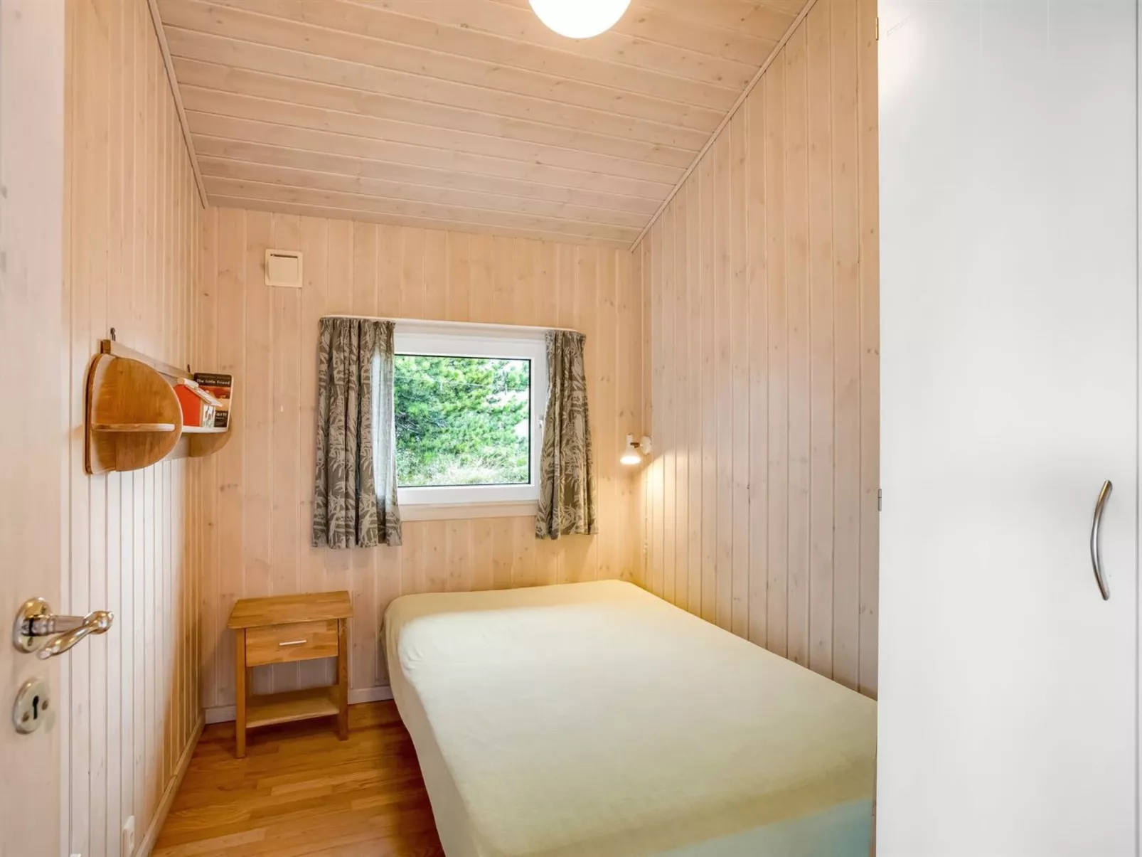 "Tineke" - 800m from the sea-Dedans