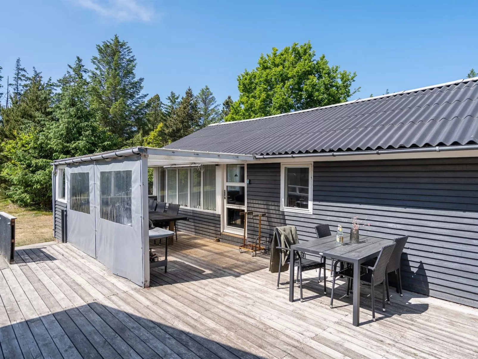 "Aneline" - 700m from the sea-Outside