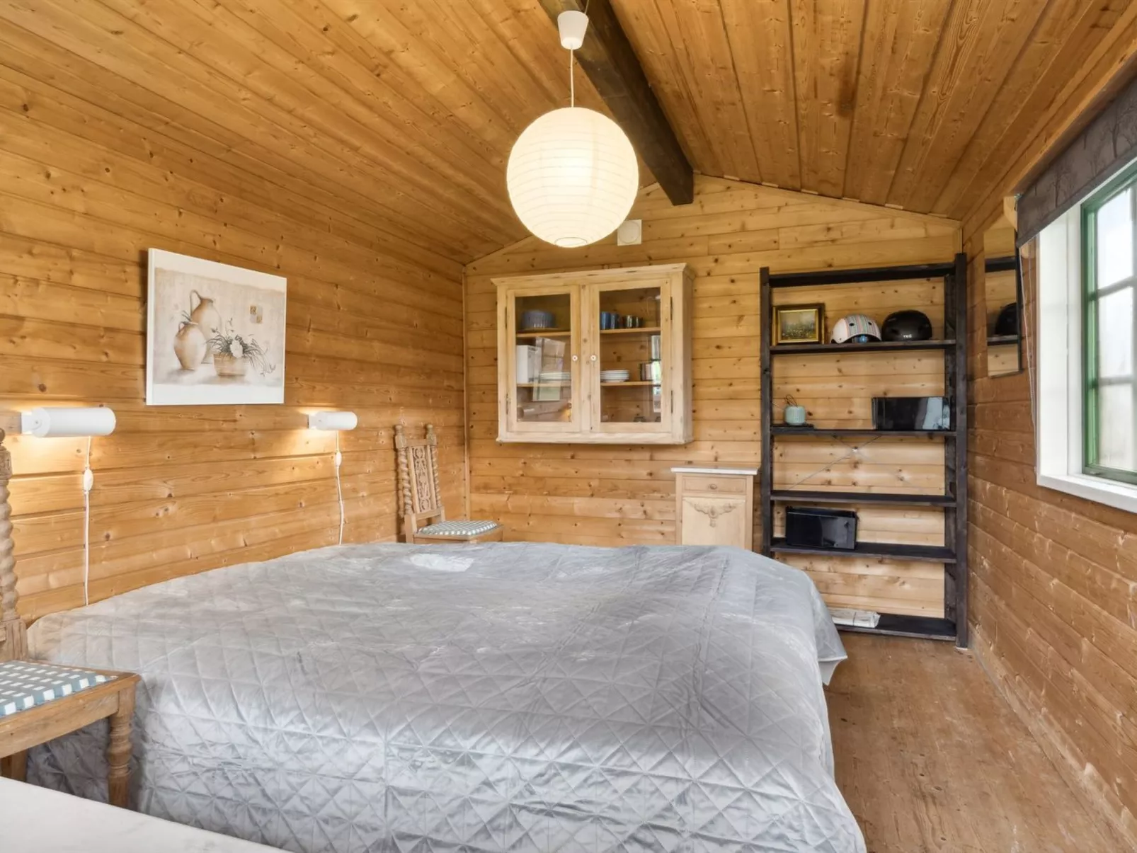 "Bonde" - 800m to the fjord-Inside