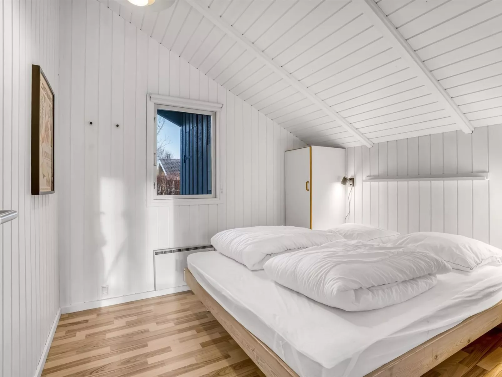 "Bjart" - 1.5km from the sea-Dedans