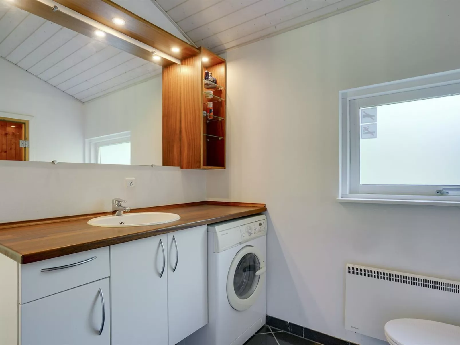 "Thorsmod" - 2.6km from the sea-Drinnen