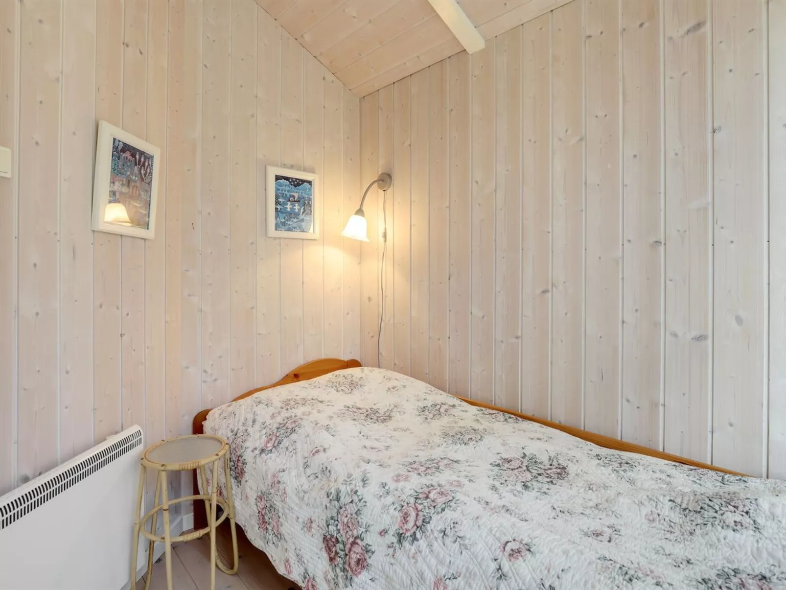 "Bea" - 300m from the sea-Inside