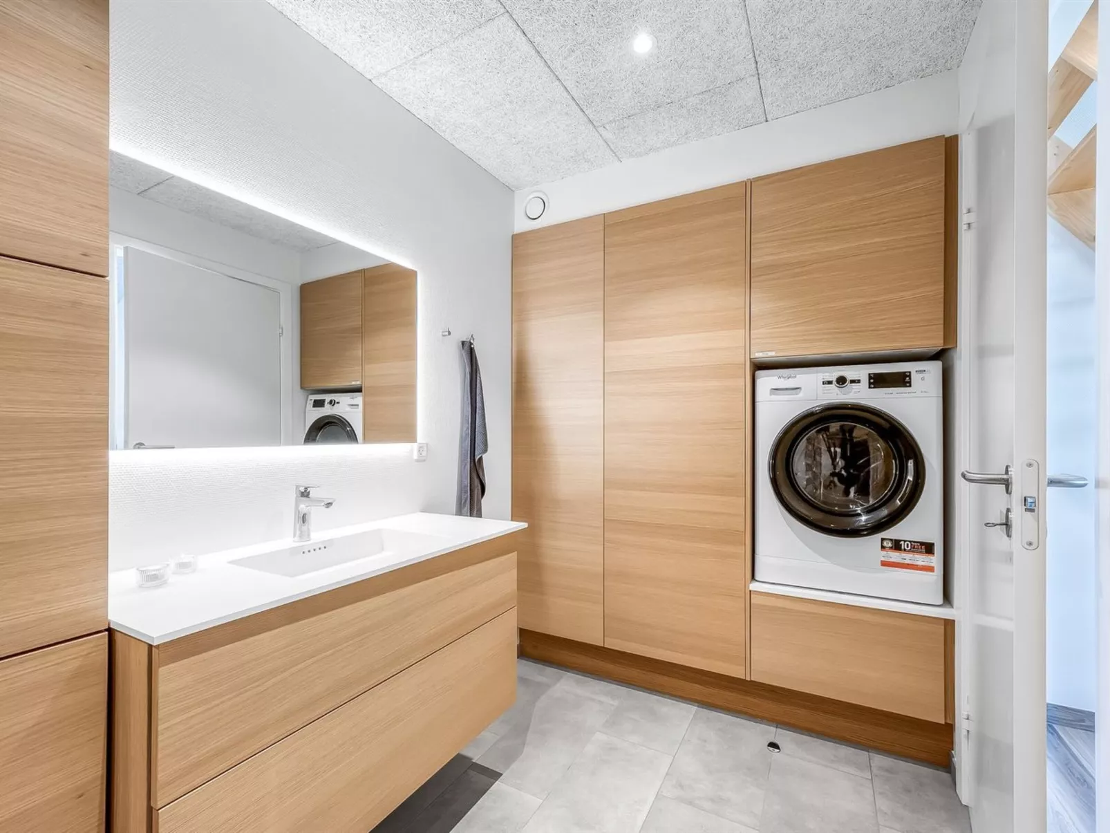 "Els" - 100m to the fjord-Dedans