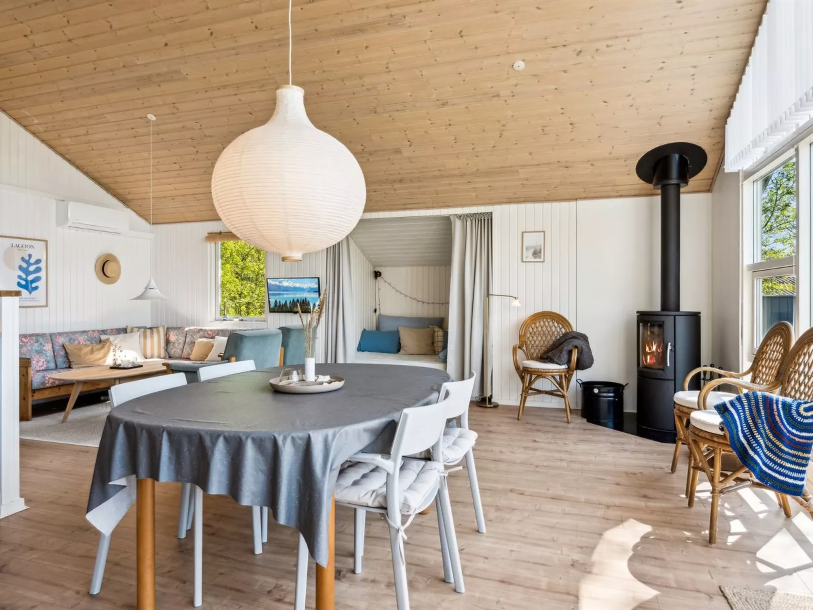 "Anne" - 150m from the sea-Dedans