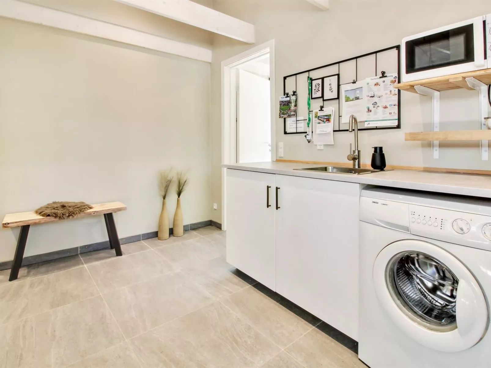 "Gretl" - 31km from the sea-Drinnen