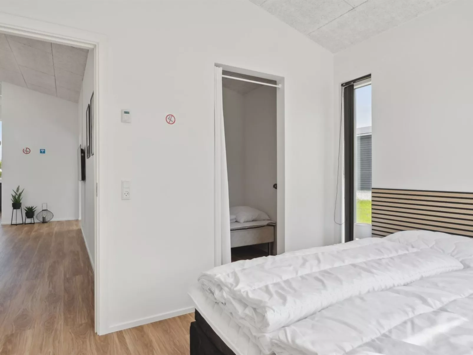 "Nissine" - 300m from the sea-Dedans