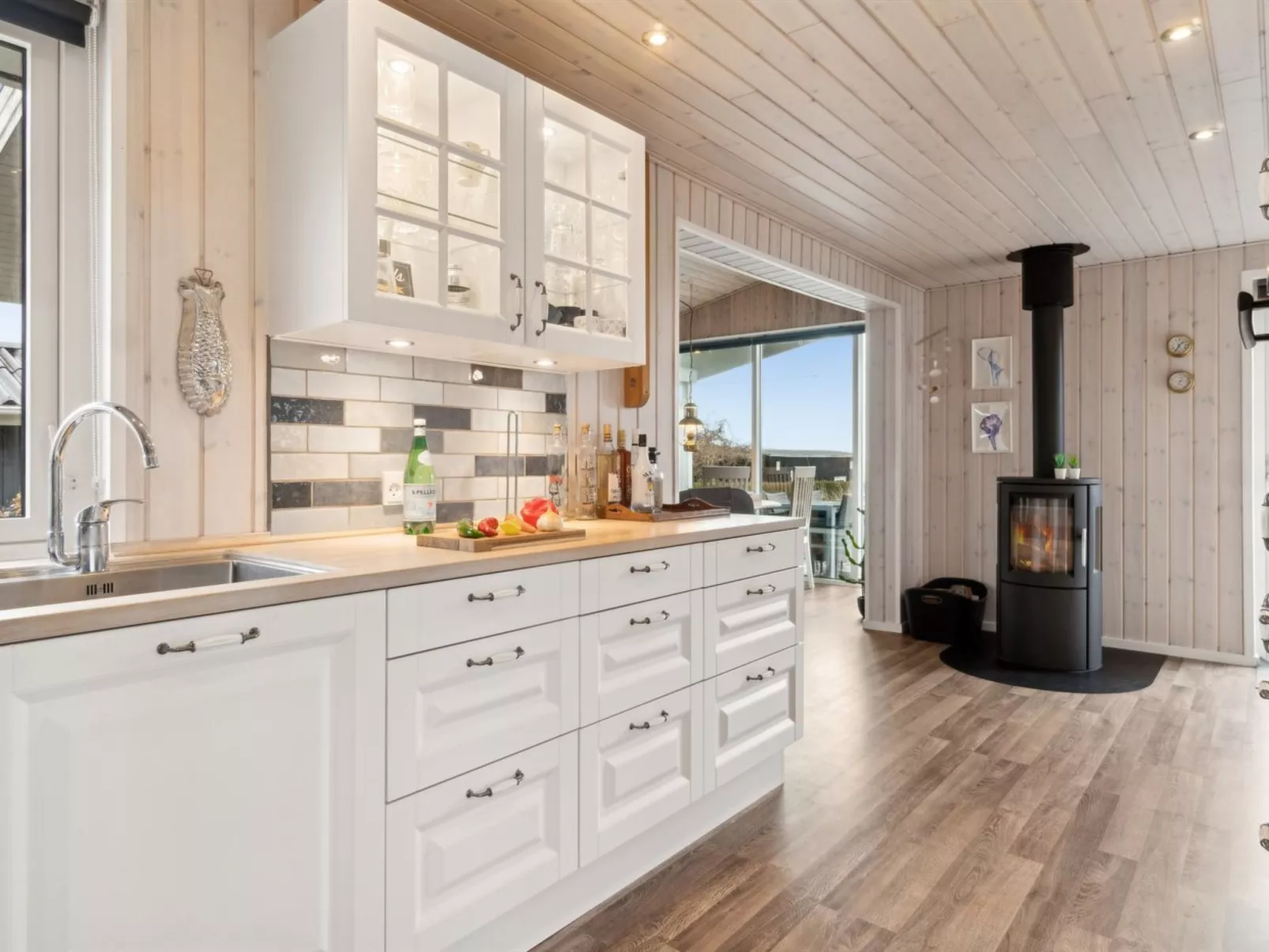 "Gyrid" - 150m from the sea-Inside