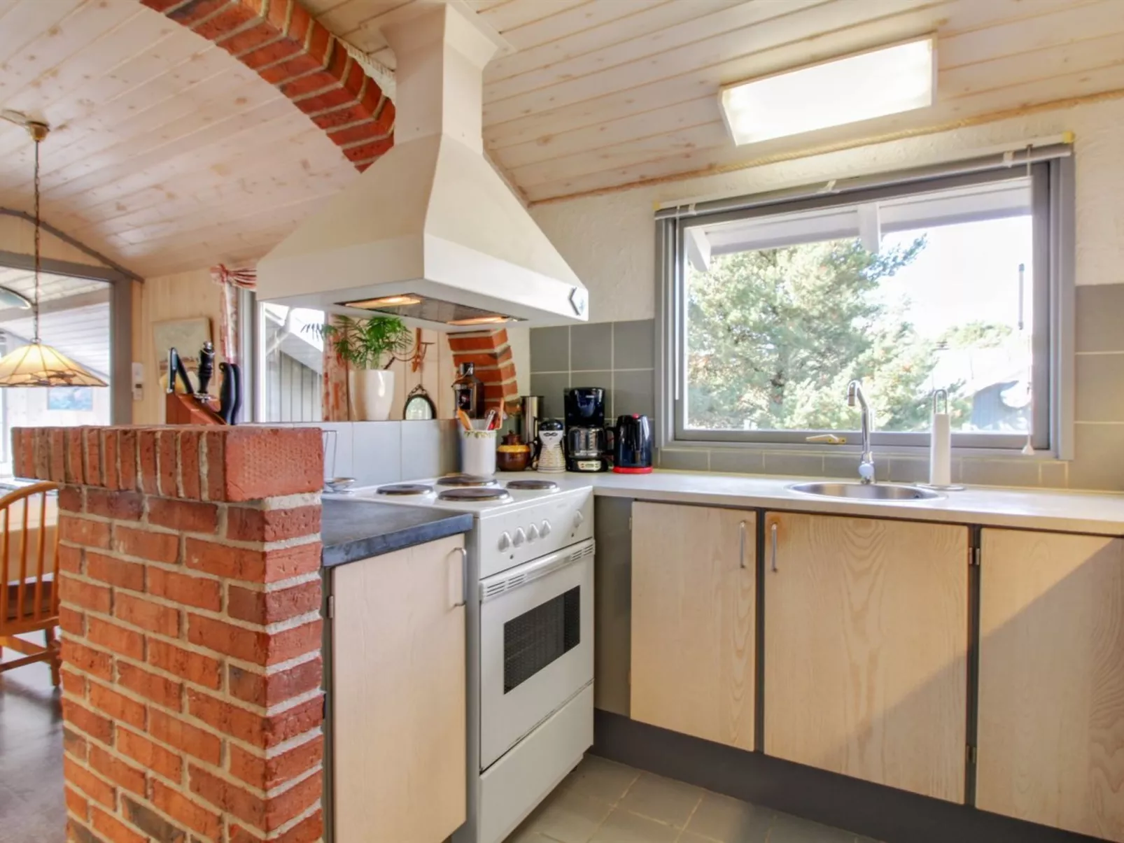 "Tala" - 4km from the sea-Drinnen