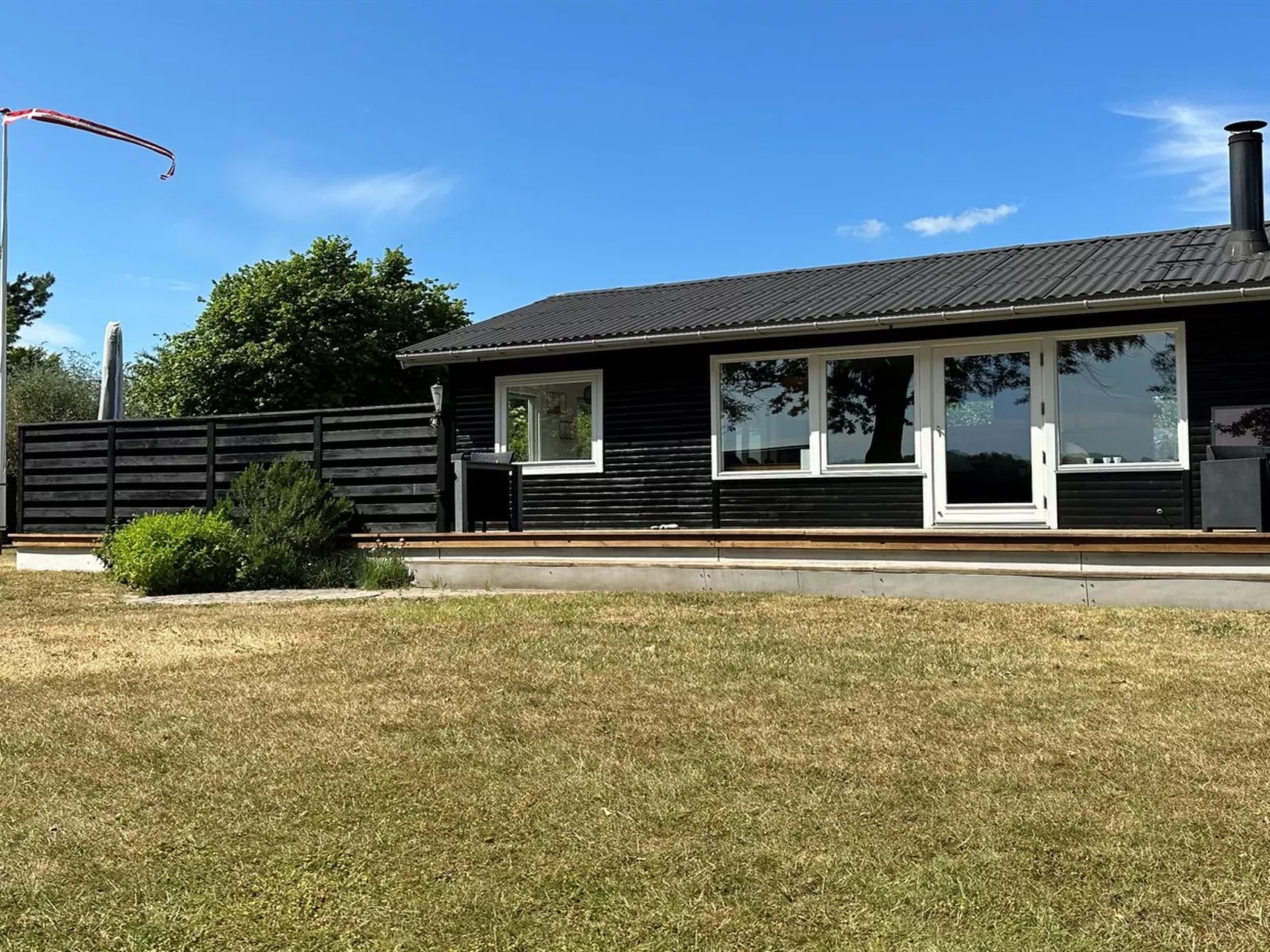 "Francis" - 300m from the sea-Outside