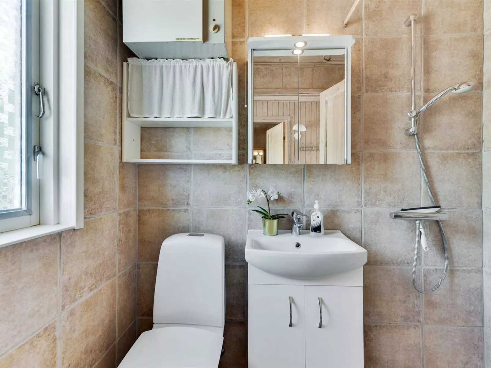 "Ragnborg" - 900m from the sea-Inside