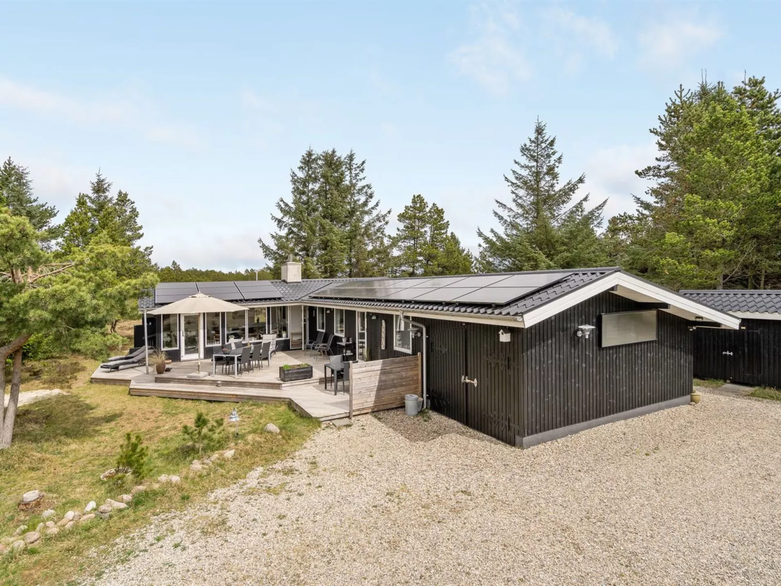 "Taneli" - 2.2km from the sea-Outside