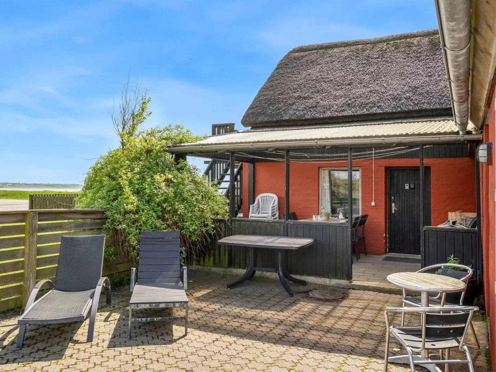 "Edvardsine" - 20m to the fjord-Dehors