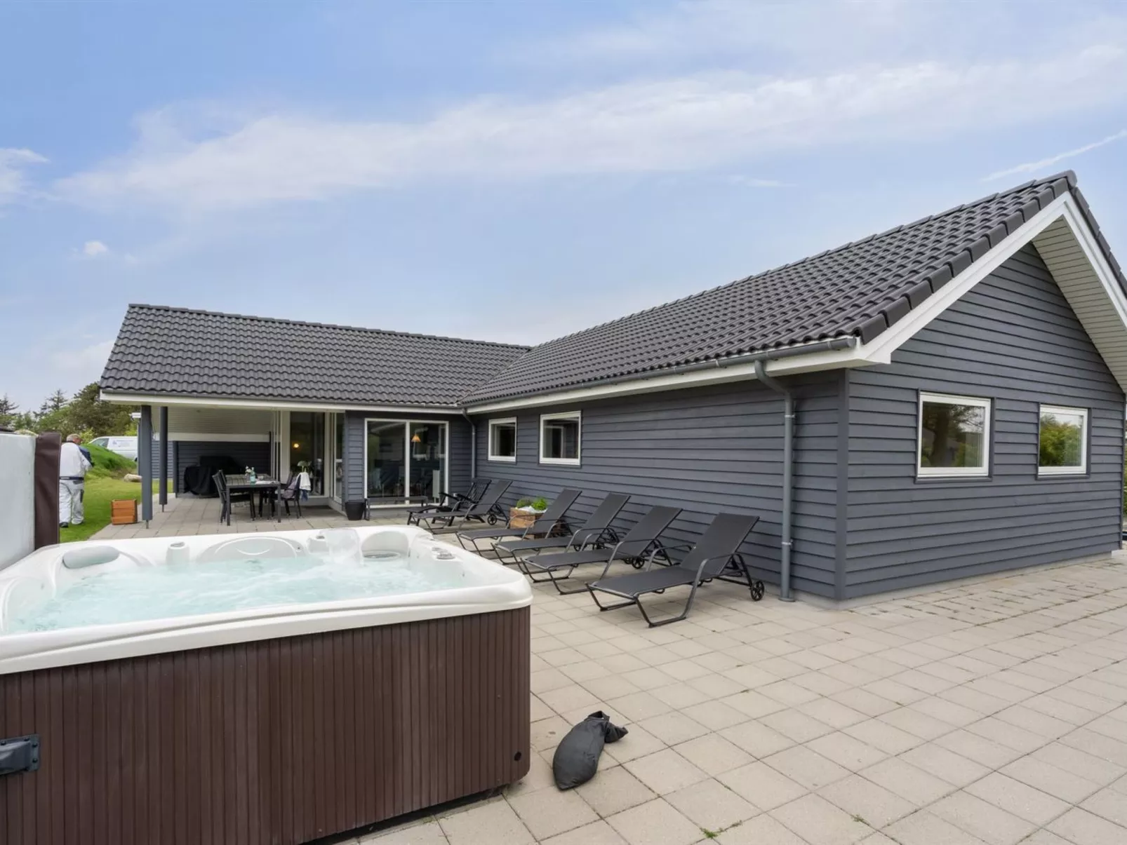 "Amai" - 4.5km from the sea-Inside