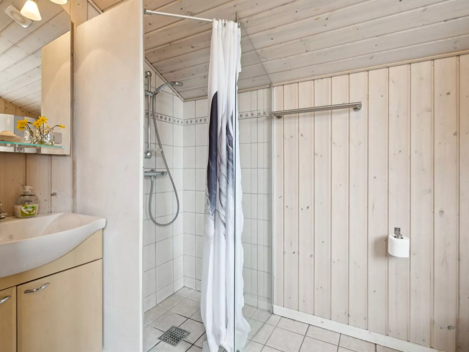 "Guthmund" - 400m from the sea-Inside