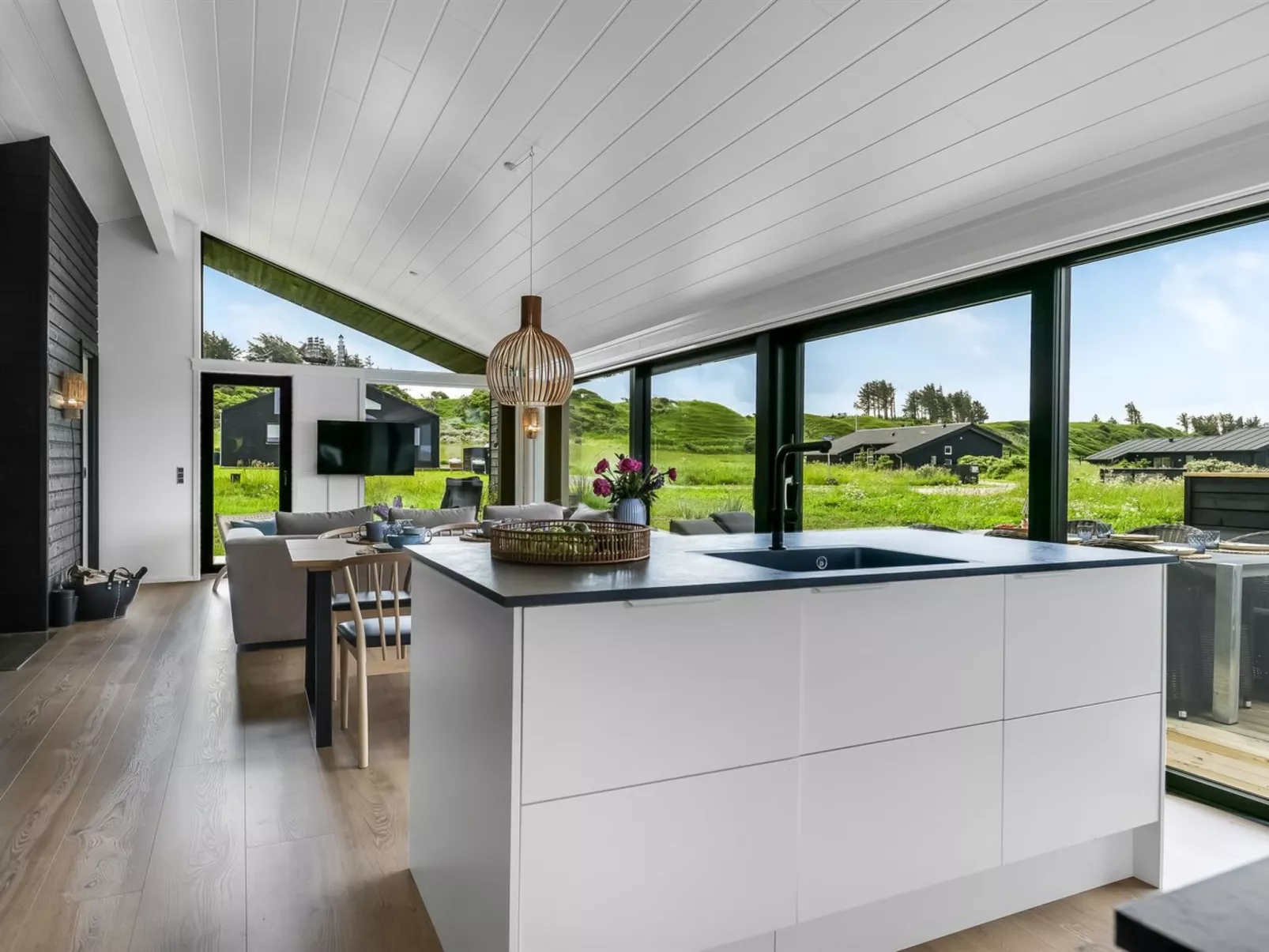 "Ata" - 400m from the sea-Drinnen