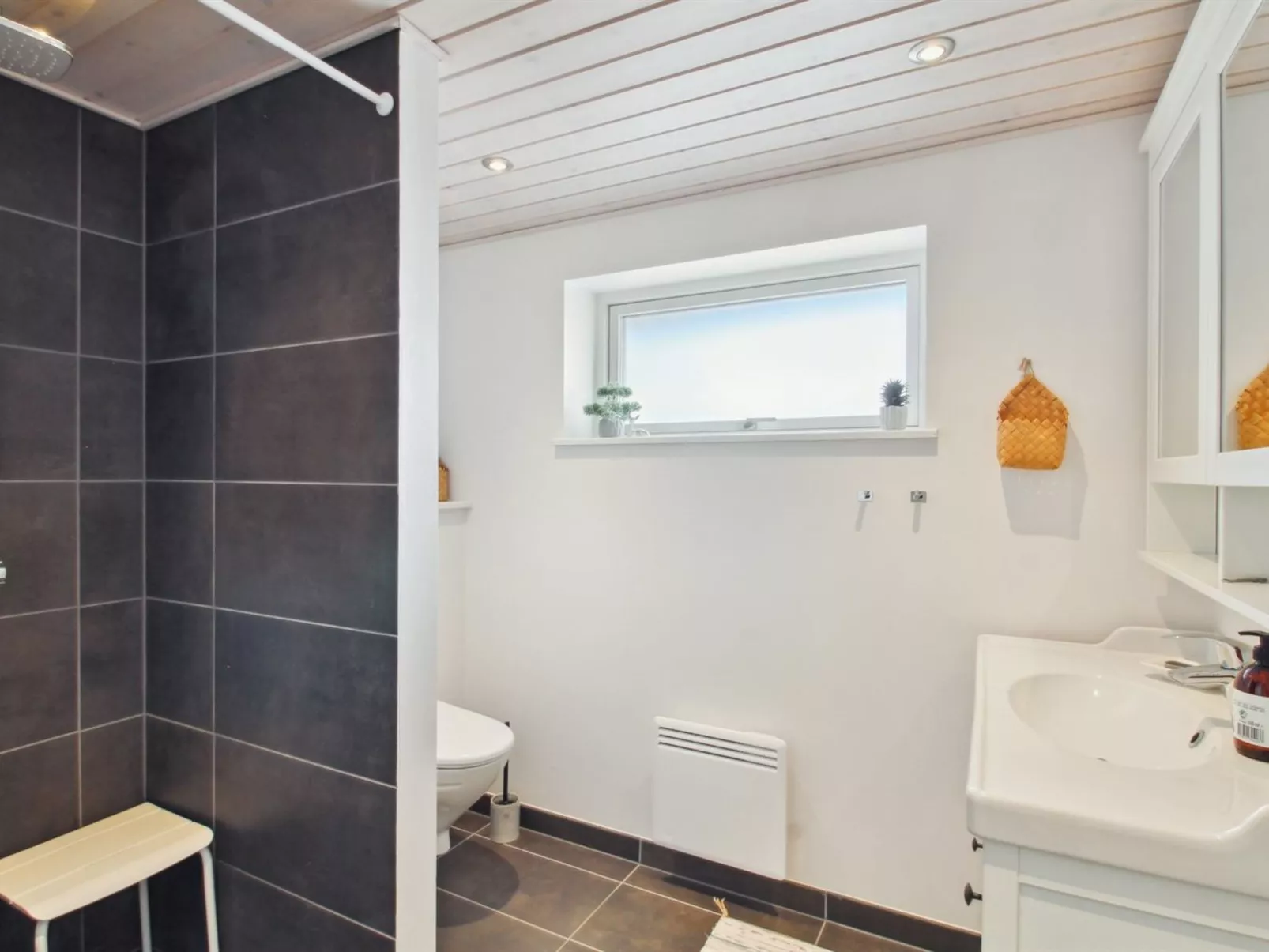 "Golubinka" - 2.5km from the sea-Inside