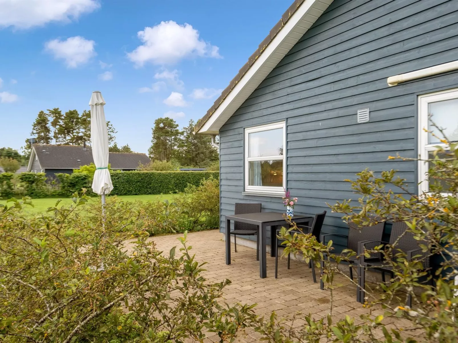 "Lari" - 600m from the sea-Outside