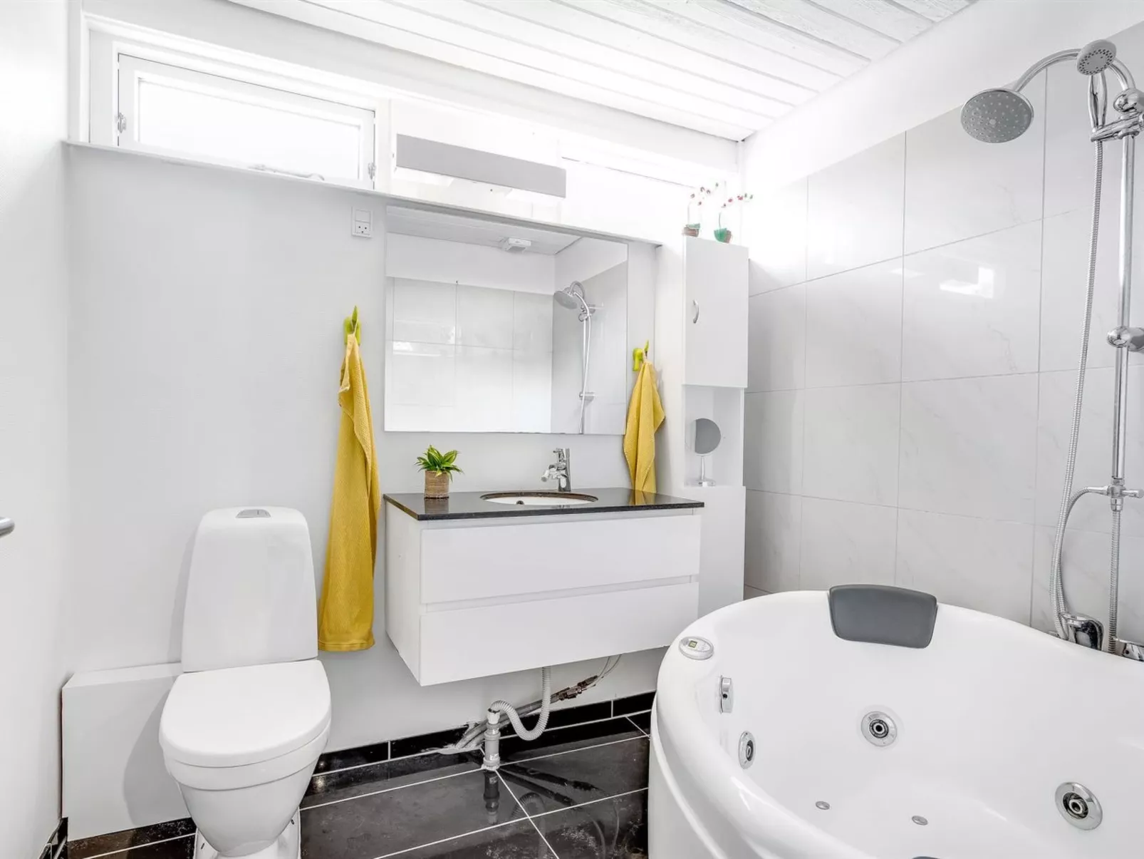 "Duende" - 200m from the sea-Inside