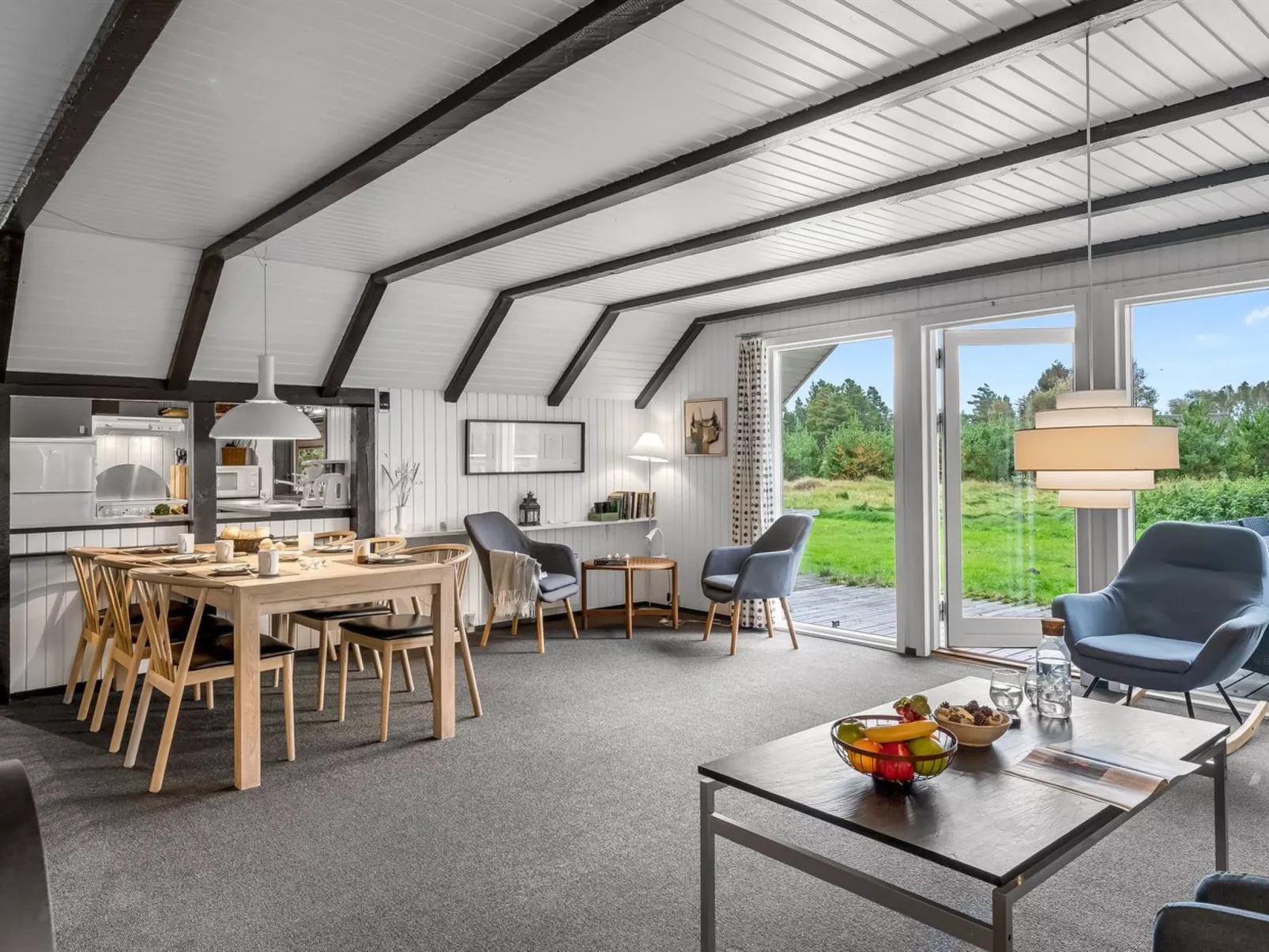 "Gyrial" - 2km from the sea-Dedans