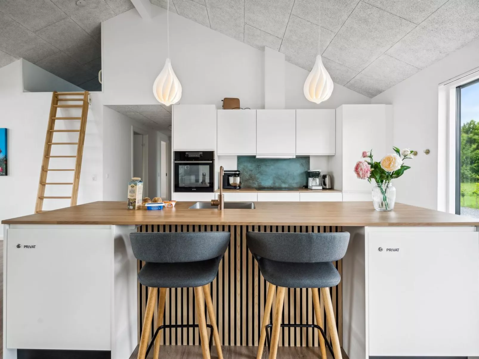 "Danika" - 650m from the sea-Drinnen