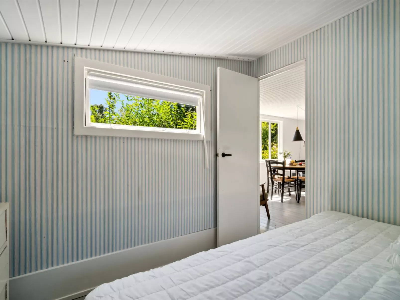 "Krister" - 900m from the sea-Dedans