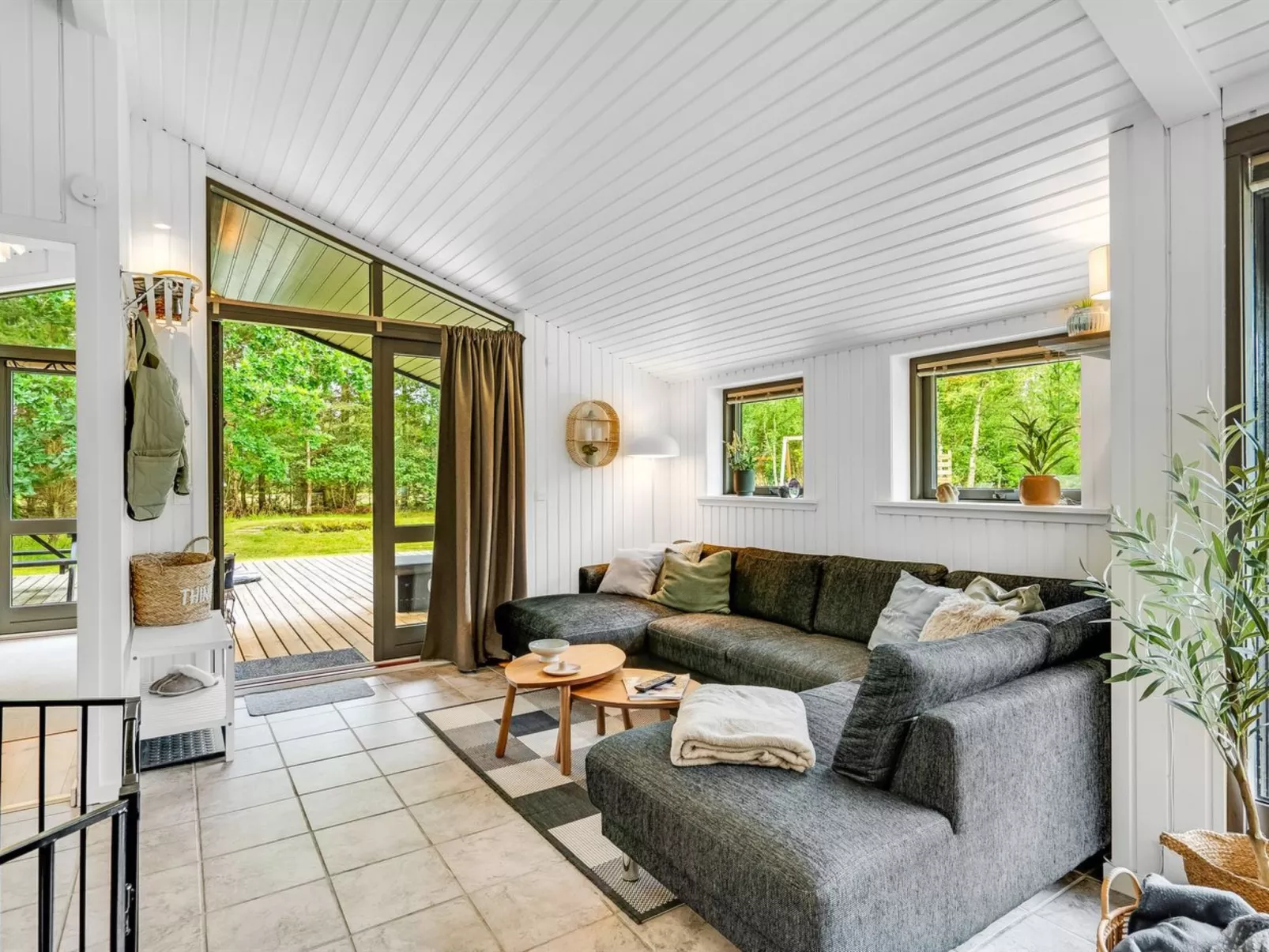 "Aleida" - 400m from the sea-Drinnen