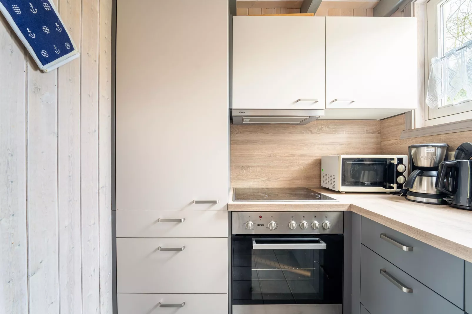 FH Wildgans Comfort mit Sauna & Kaminofen 81 qm 81-Küche