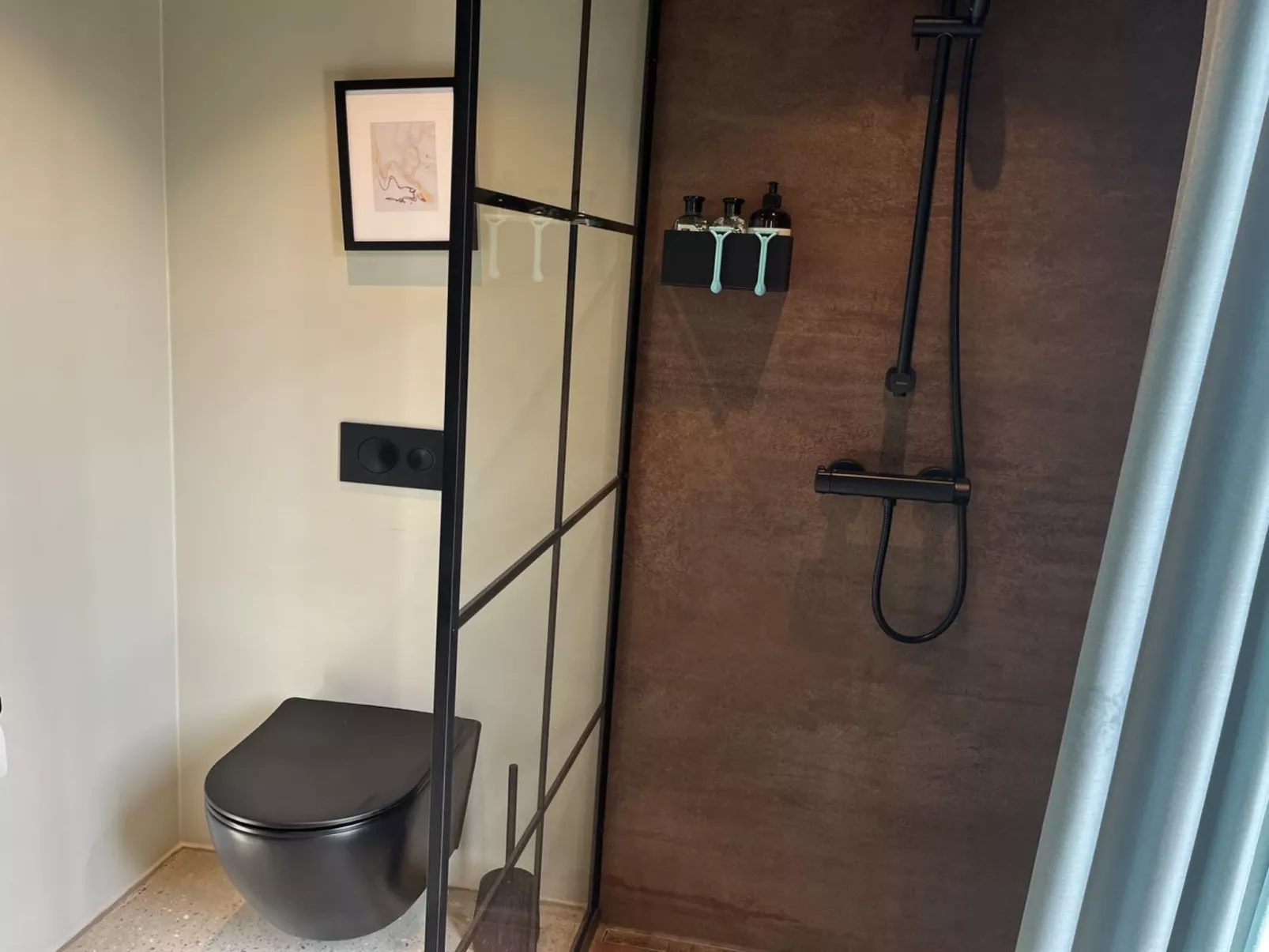 "Jaane" -  from the sea-Dedans