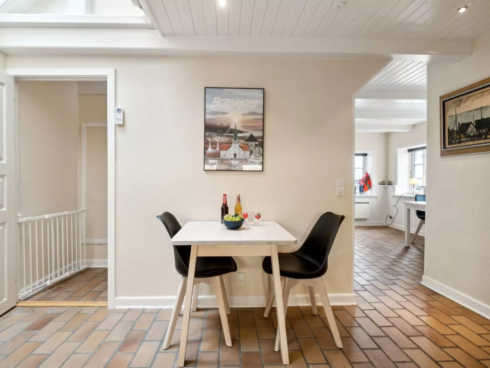 "Malila" - 15m from the sea-Inside