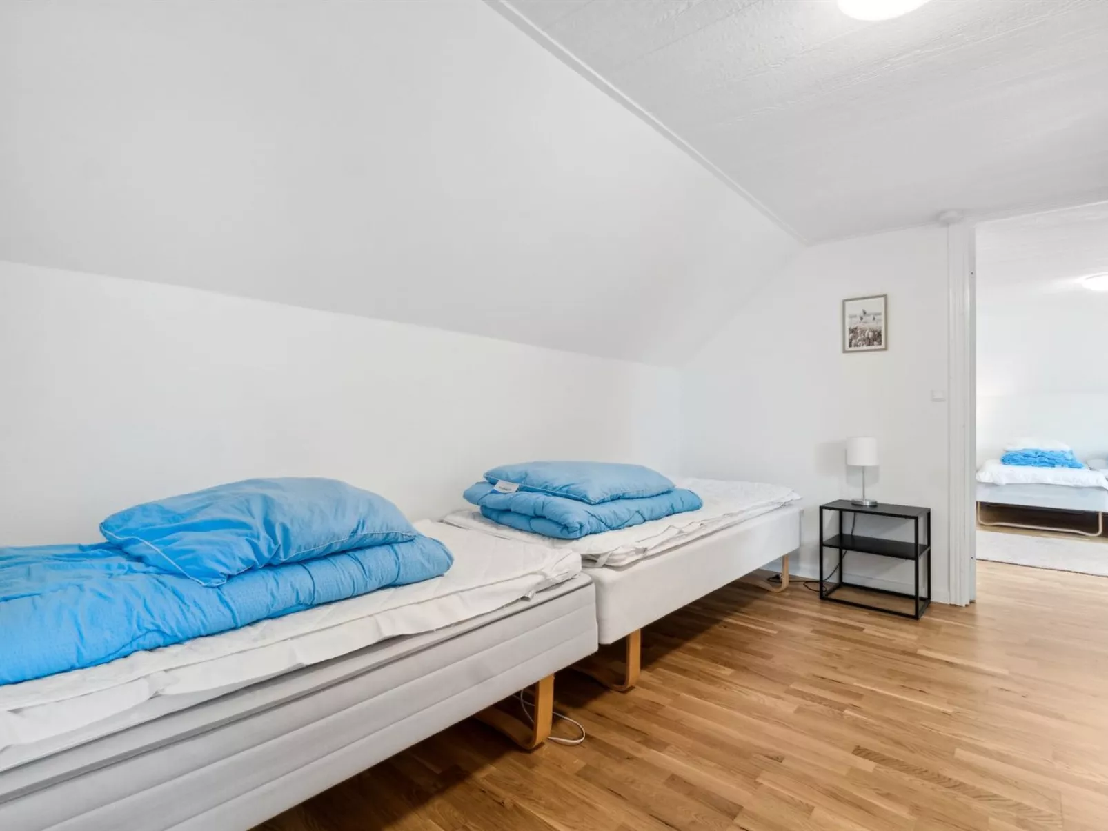 "Sverkel" - 100m from the sea-Inside