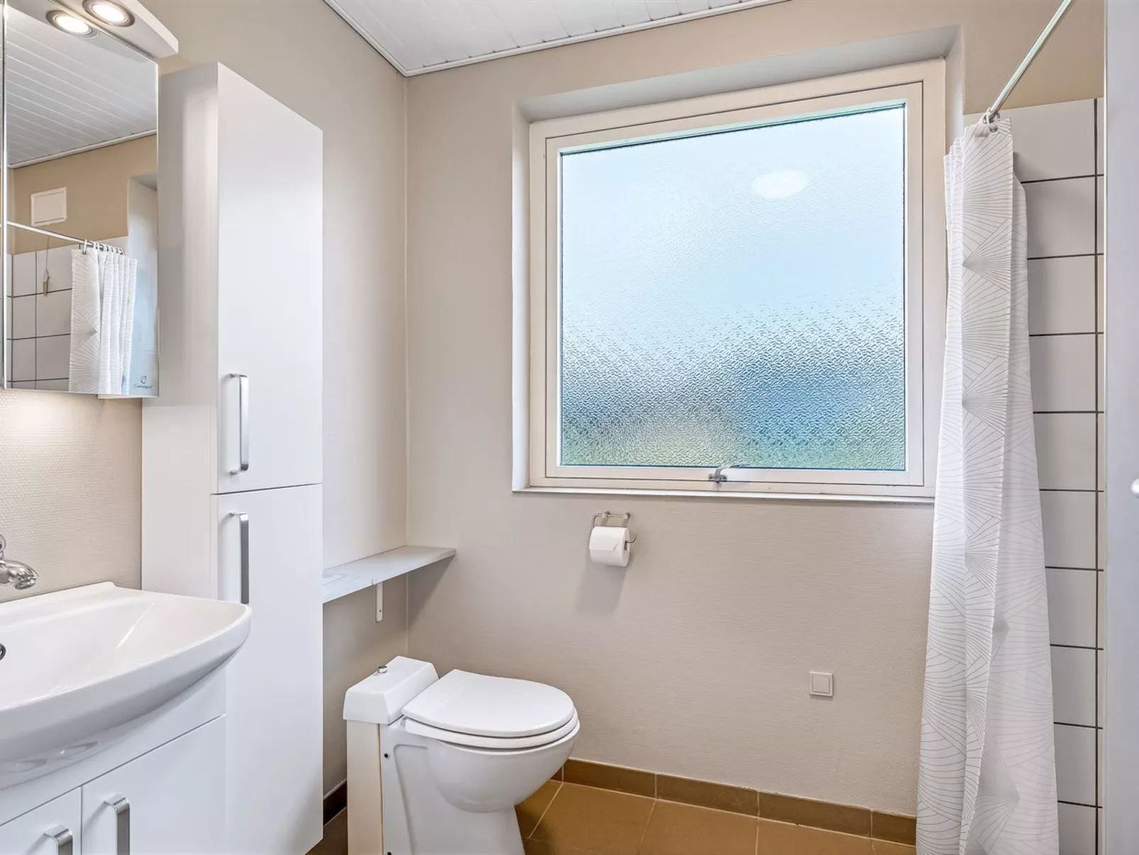 "Johanna" - 400m from the sea-Inside