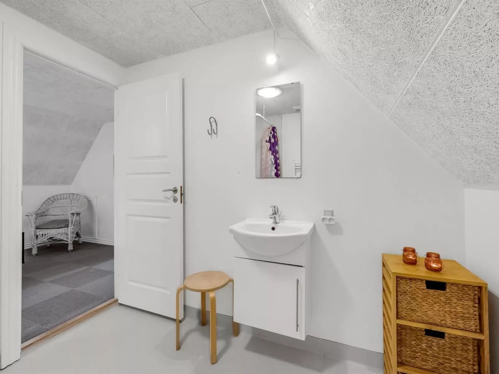 "Darleen" - 850m to the fjord-Drinnen