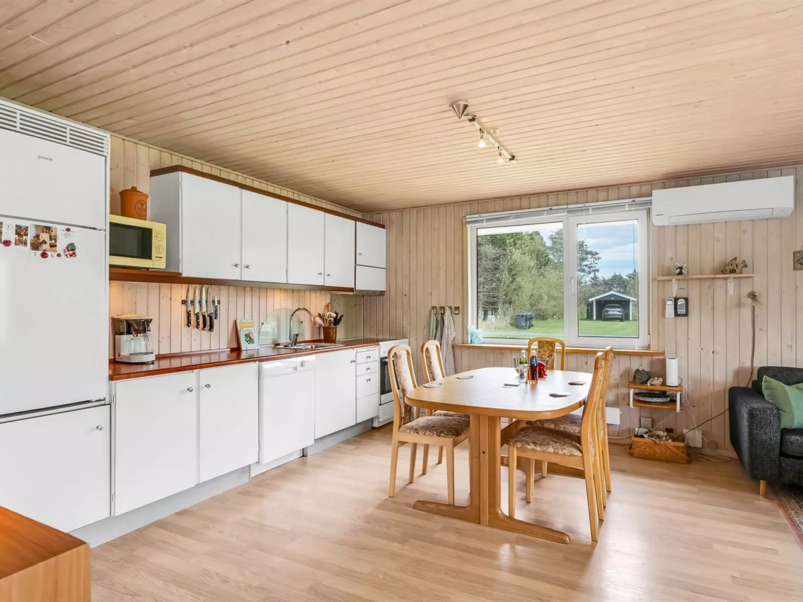 "Gisella" - 900m from the sea-Inside