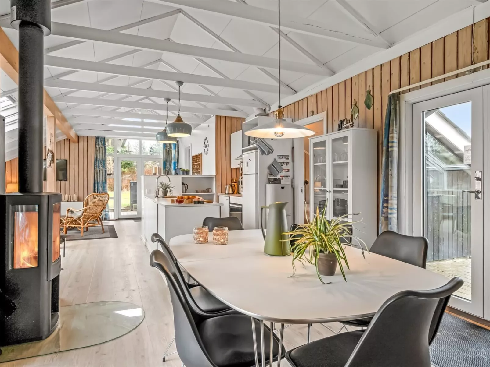 "Wilmer" - 600m from the sea-Inside