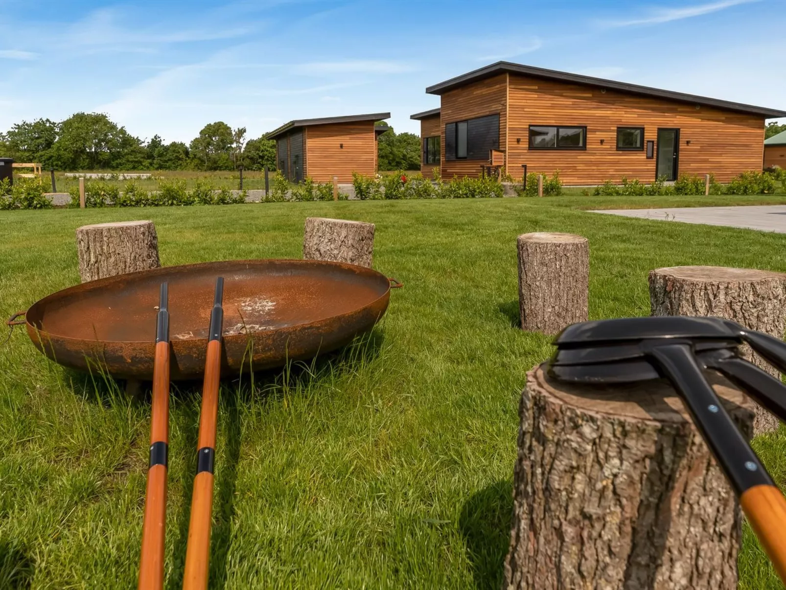 "Elevus" -  from the sea-Outside