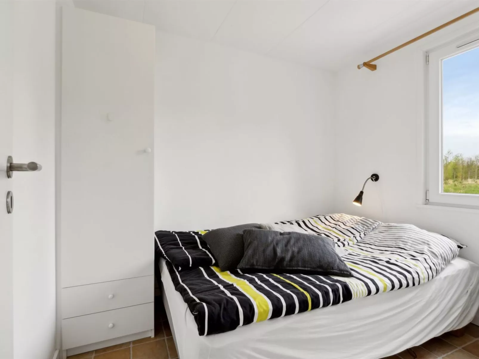 "Merrit" - 350m from the sea-Dedans