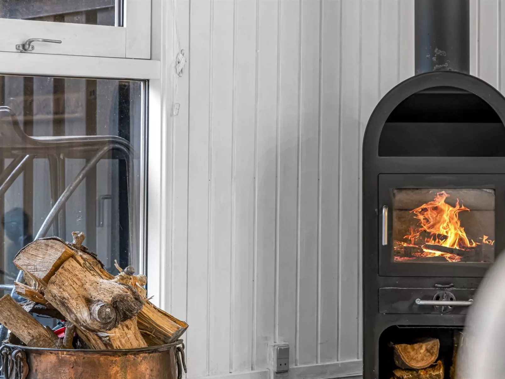 "Gonda" - 2km from the sea-Inside