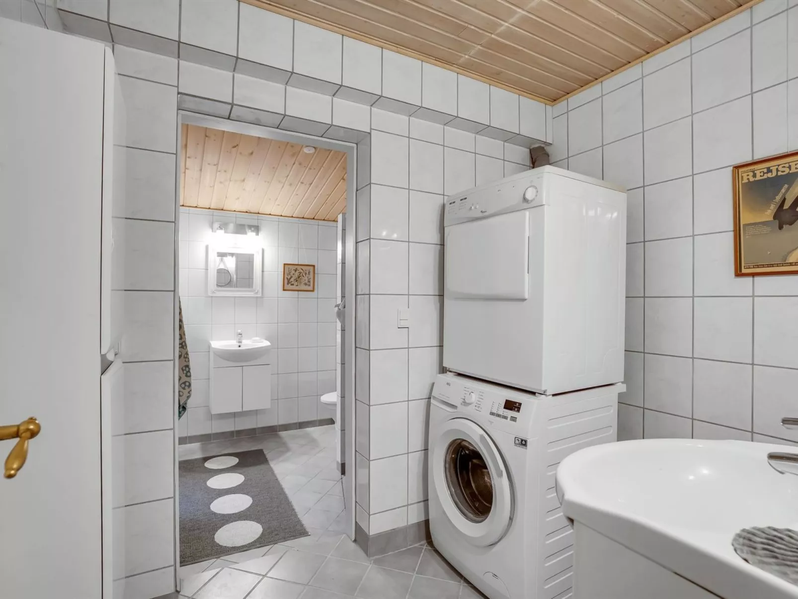 "Floora" - 20m from the sea-Inside